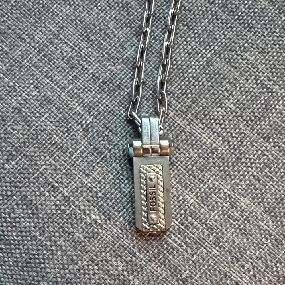 Fossil Silver-Tone Textured Rectangle Pendant Necklace